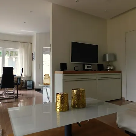 度假居 Hus Lueboom *